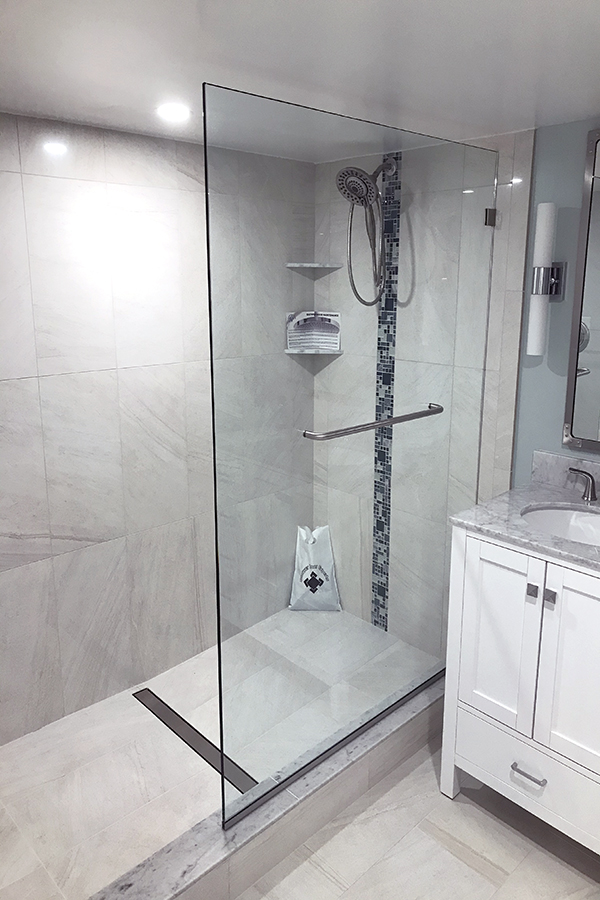Alcove Shower Door Pics - Shower Door Experts