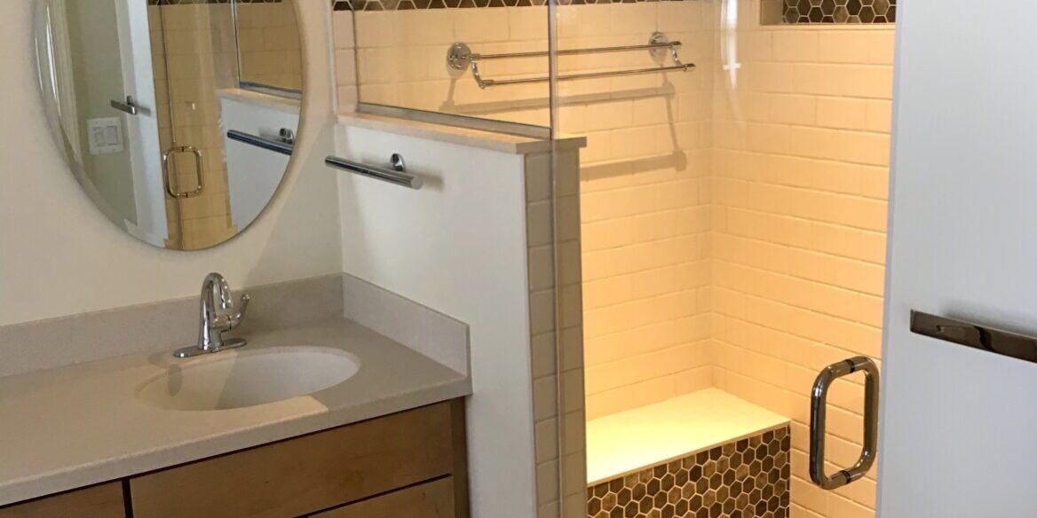 fraframeless swing glass shower door