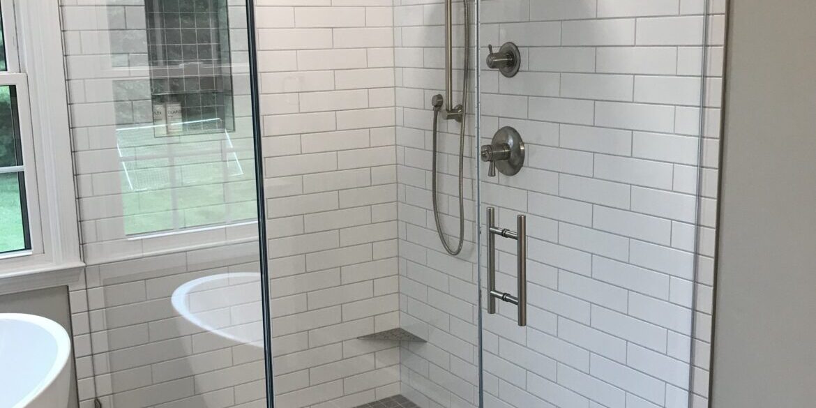 corner unit shower with low iron glass